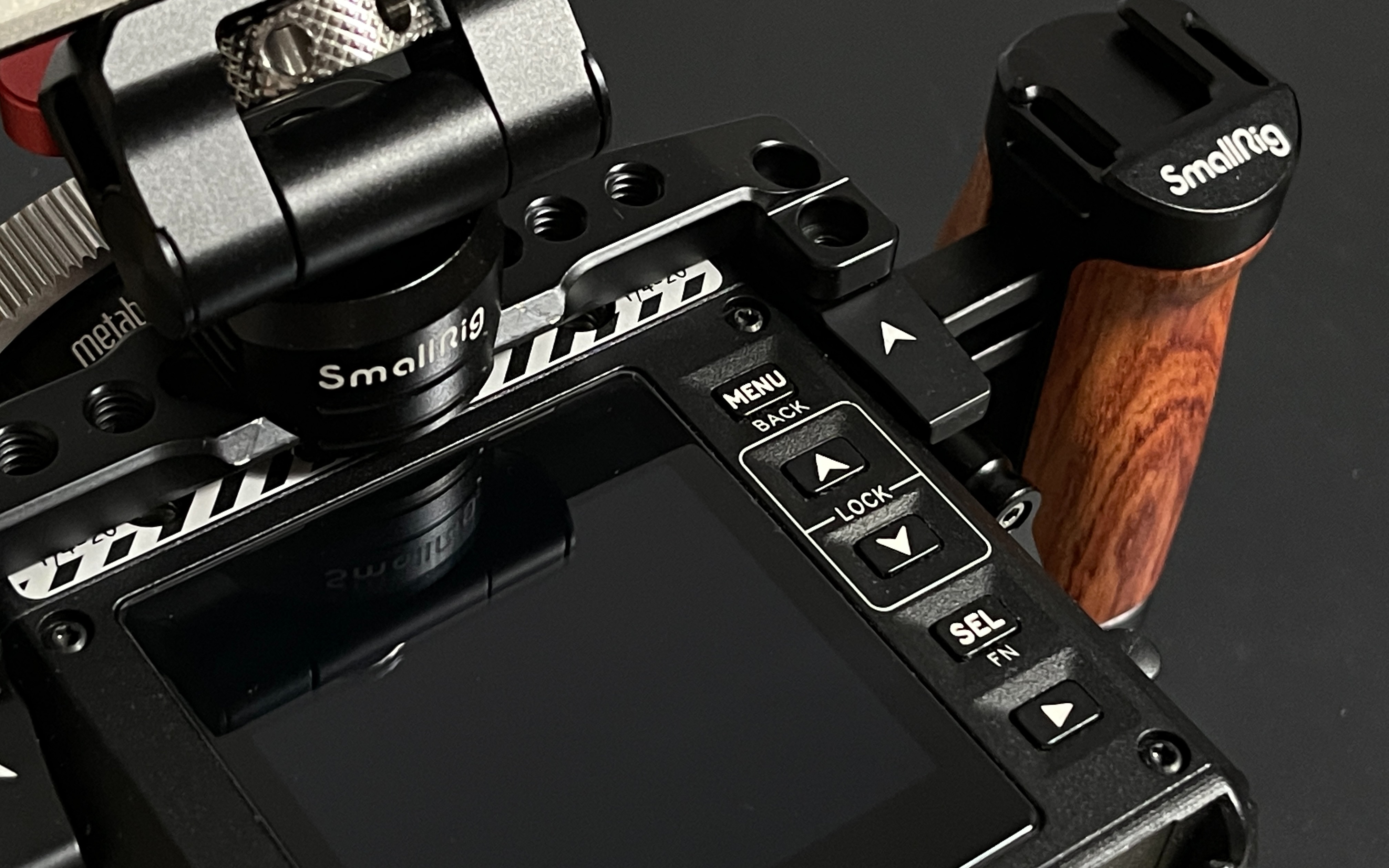 redkomodo6k简易手持方案