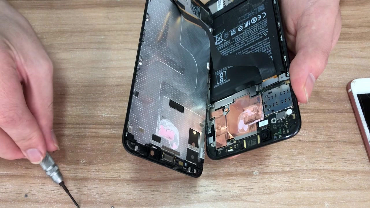 活动  小米6x更换屏幕 电池 设计类似iphone在家轻松更换
