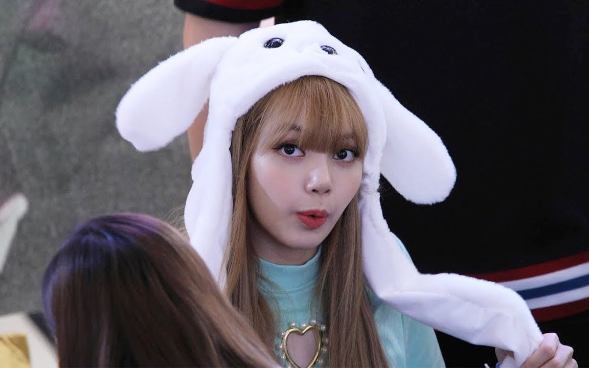 【lisa】辣丽萨沙雕可爱名场面_哔哩哔哩 (゜-゜)つロ 干杯~-bilibili