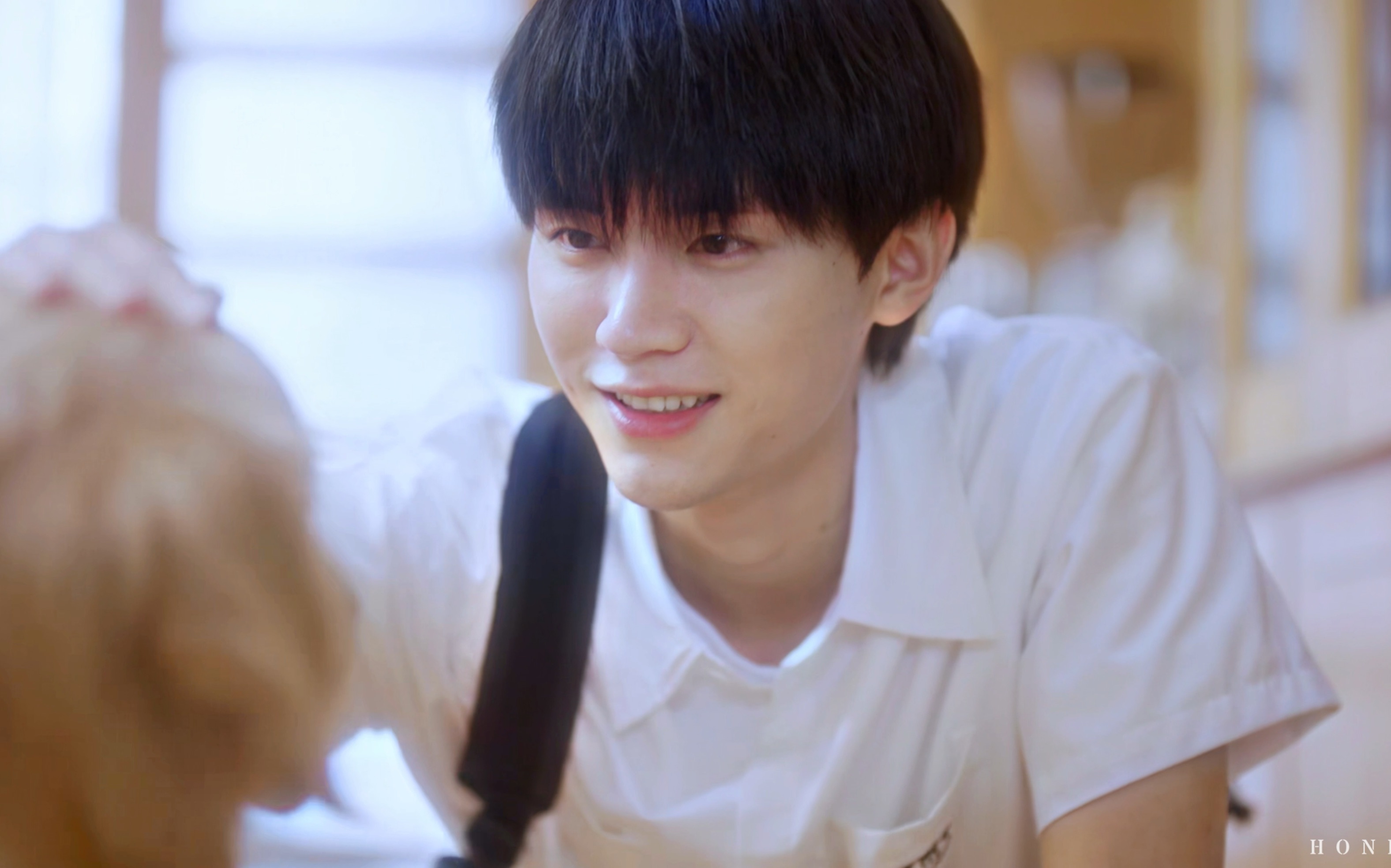 "江宜治愈了张陆让,飞奔治愈了我.