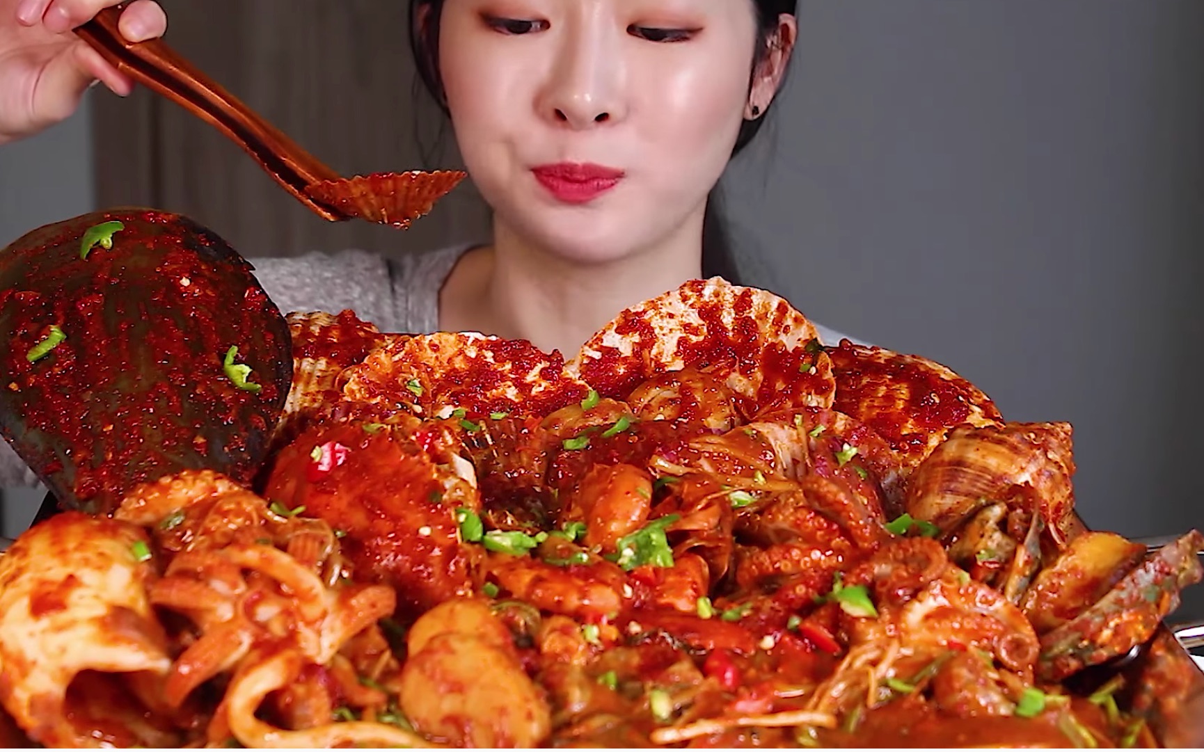 【fume】韩国吃播 12种不同辣海鲜大餐!