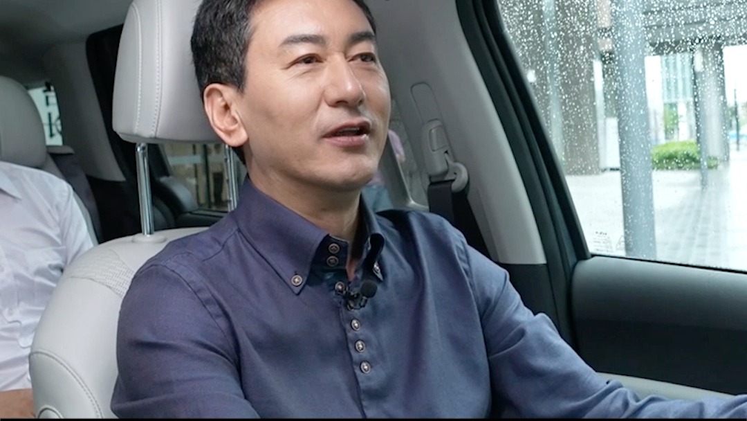 央视主持人鲁健 带你解锁#第四代嘉华 的隐藏功能!