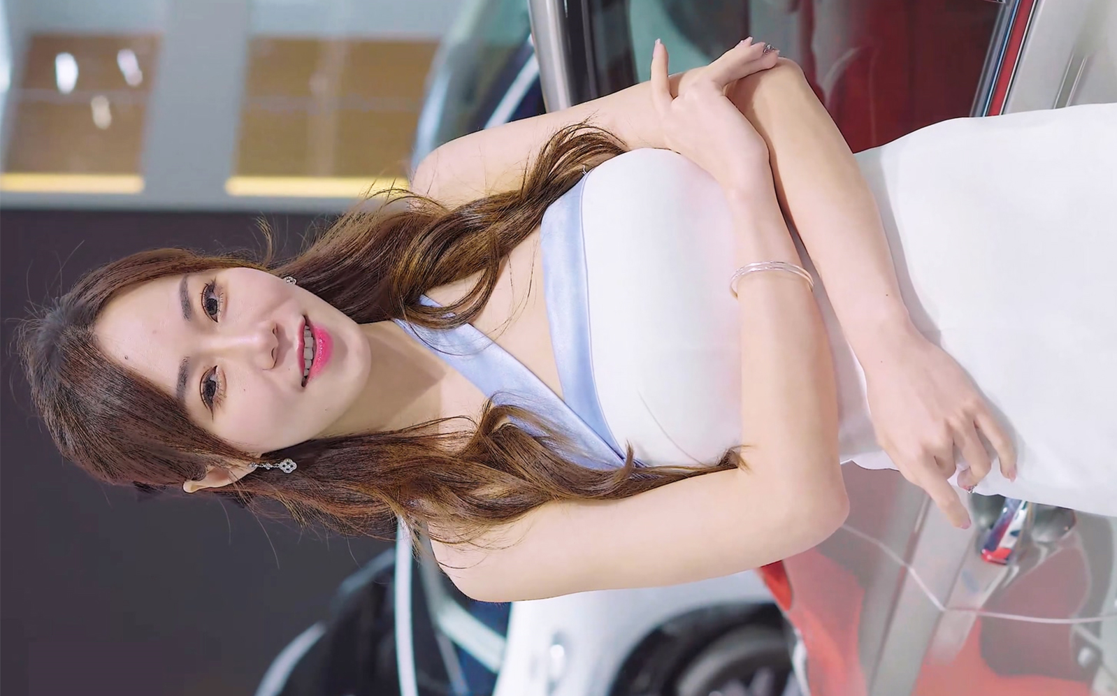 【美 人】2022 佛山车展 日产车模04