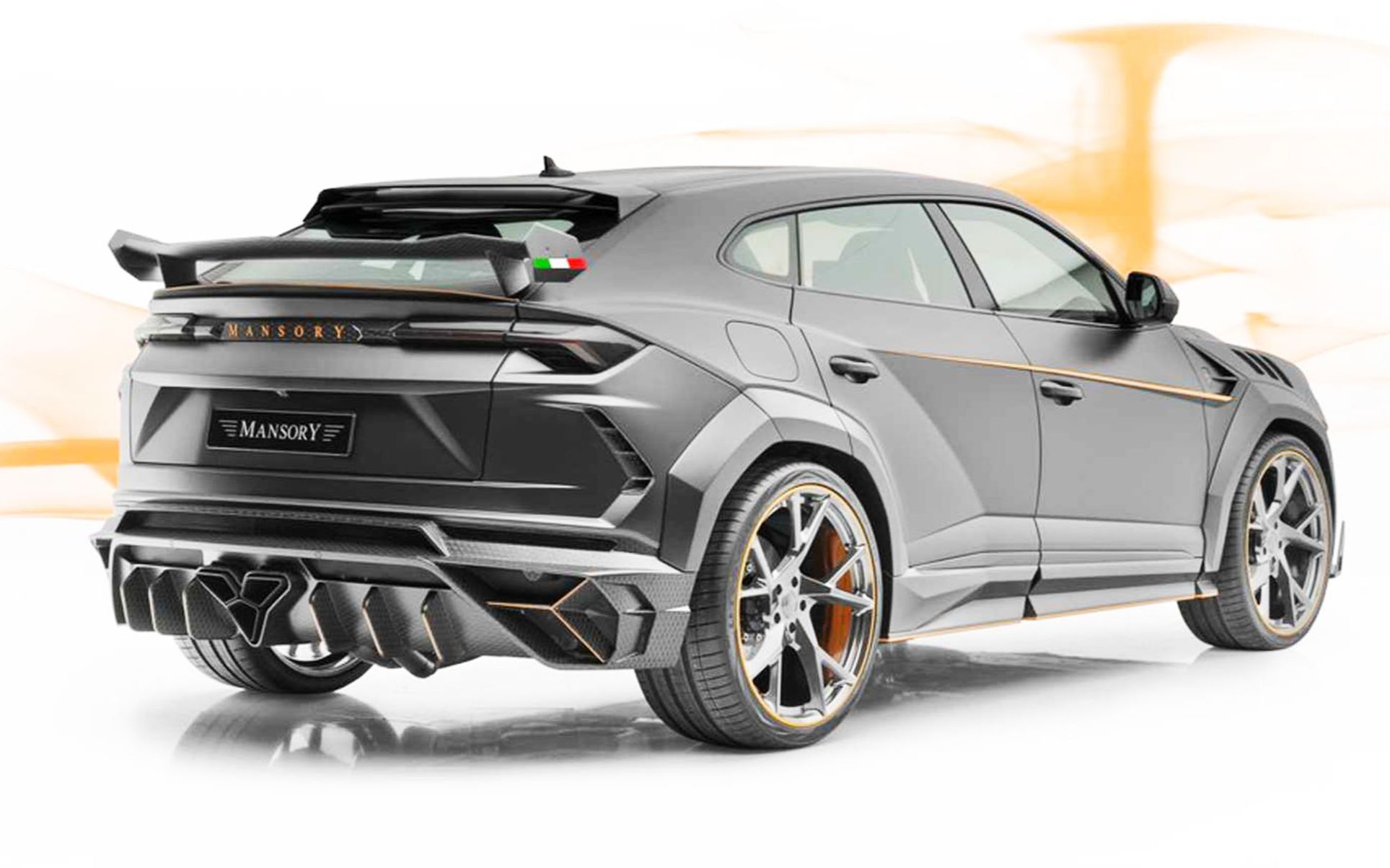 兰博基尼2020款 狂野suv urus "venatus" by mansory