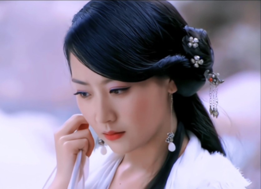 白冰版的小唯真的好漂亮啊,王英太渣了,宁愿错过一万个王英也不能错过