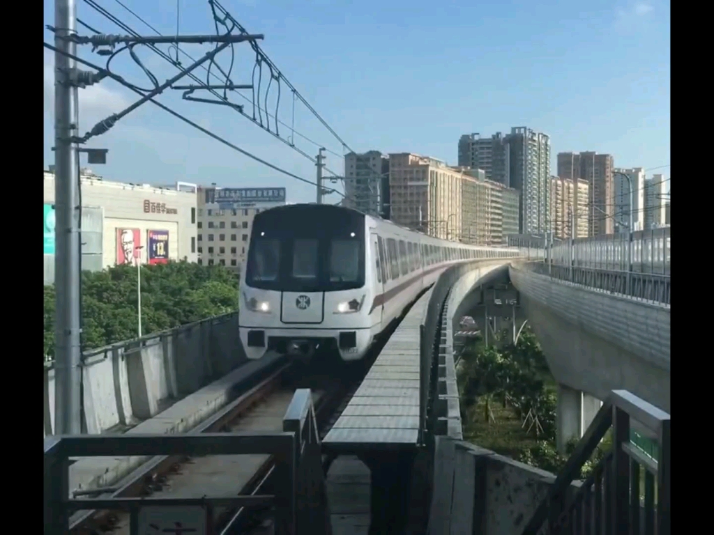 深圳地铁11号线