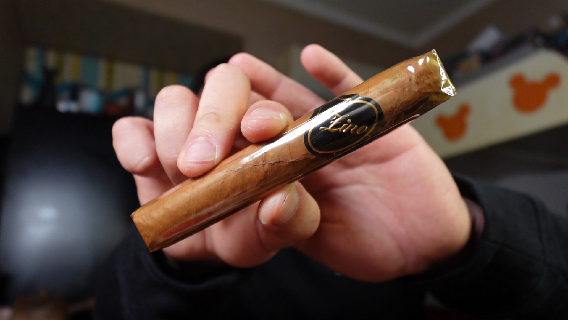 非古雪茄佰草集-季诺 黑标罗布图(zino-robusto)