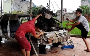 下载视频: 花两千买报废宝马车，车老板说我是傻子，结果把发动机修好傻眼了