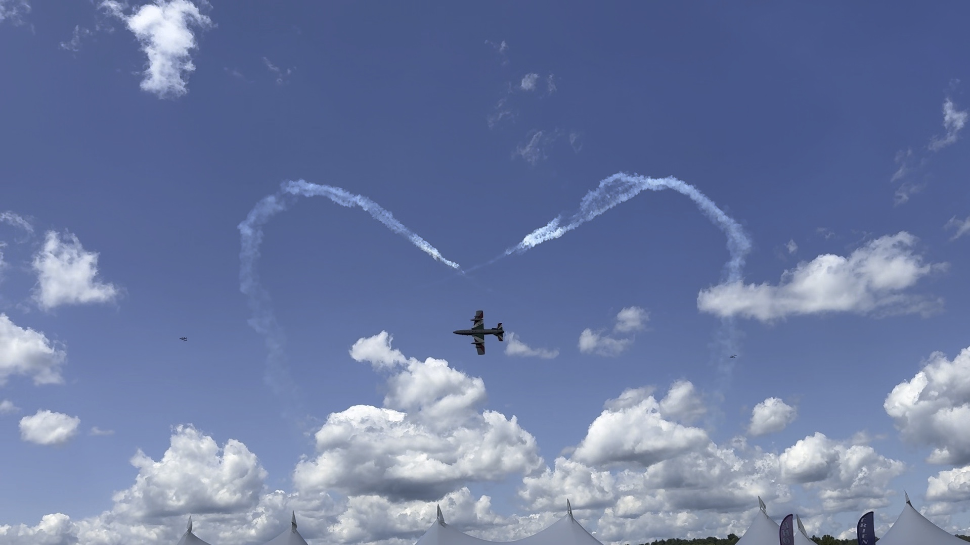 一箭穿心96#七夕快乐02#飞行表演02#海外生活