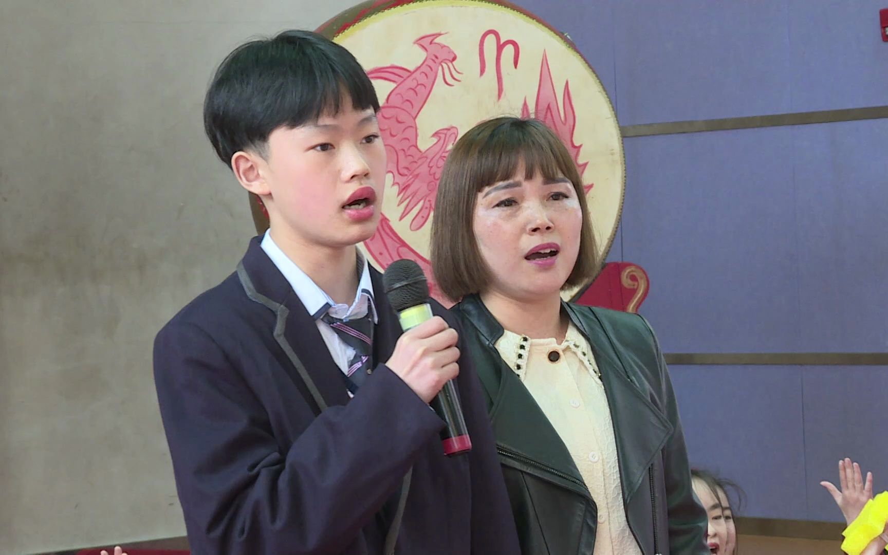 表演唱《星澜五班---把未来点亮》初2025届5班