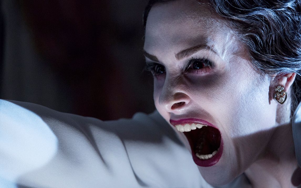 牛叔小伙被妈妈强迫穿女装长大后开始报复社会变成鬼了也不消停潜伏2