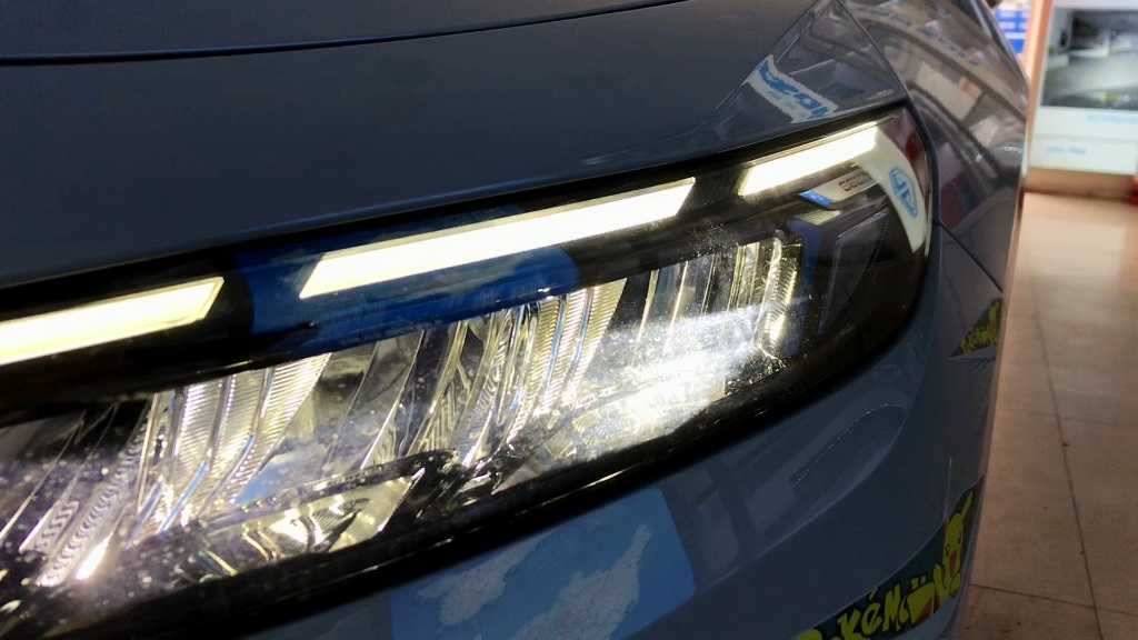 成都吉利星瑞改灯八透镜矩阵模组led激光大灯鑫帕车灯专业升级