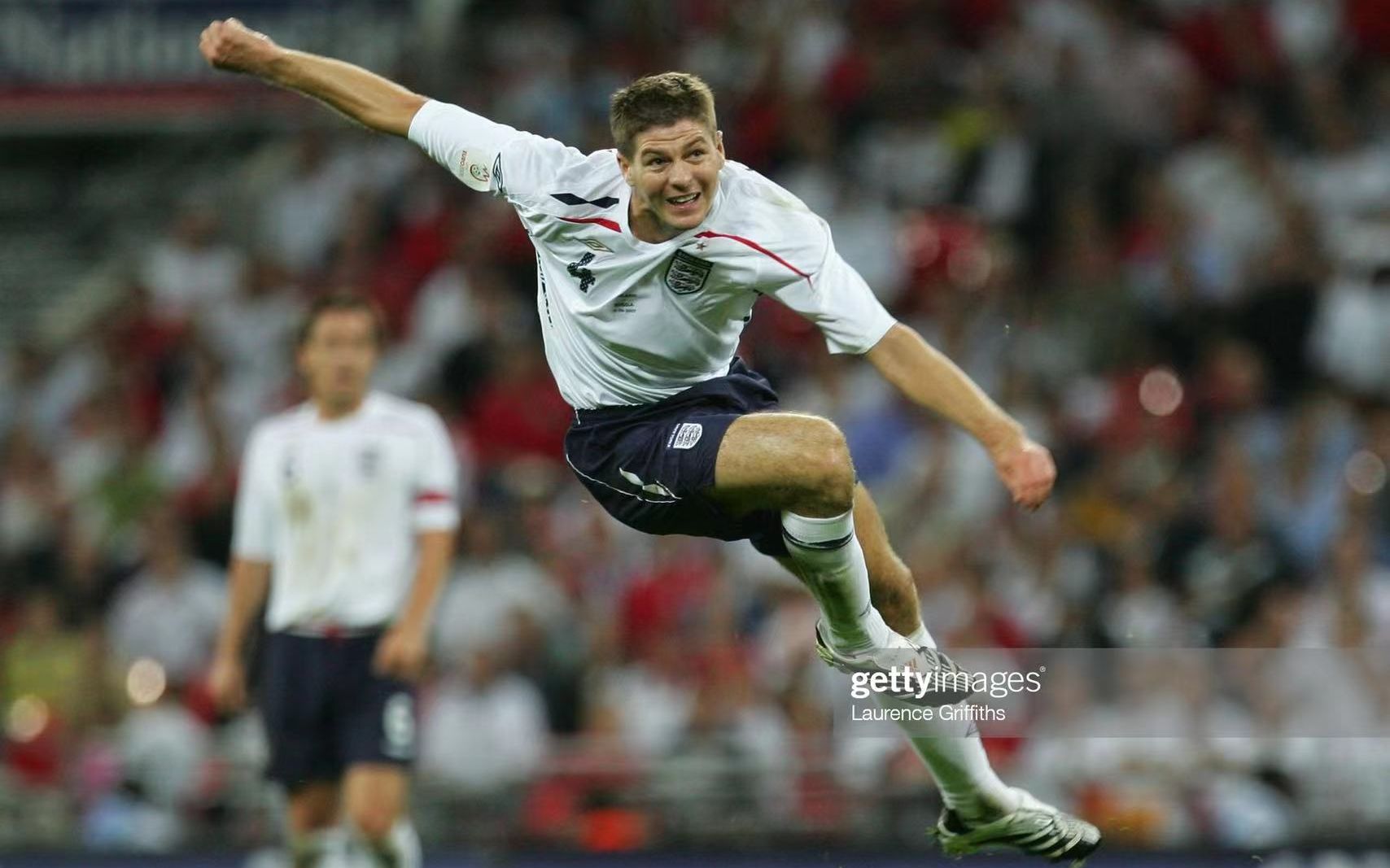 杰拉德落场猎鹰absolute