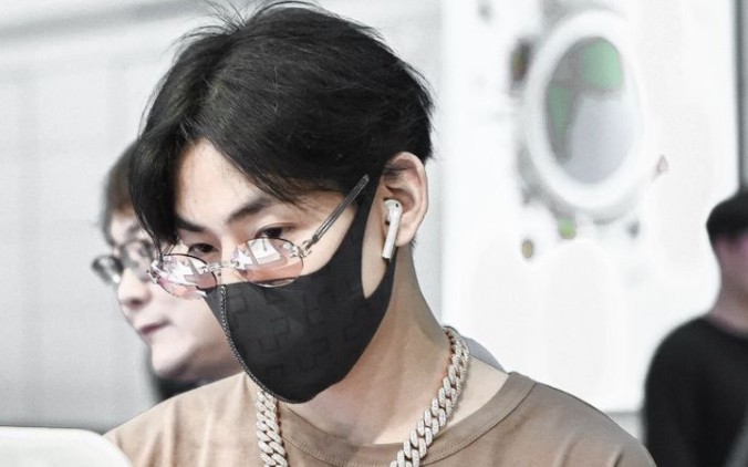 【bambam】黑发顺毛小斑永远是我的心头好