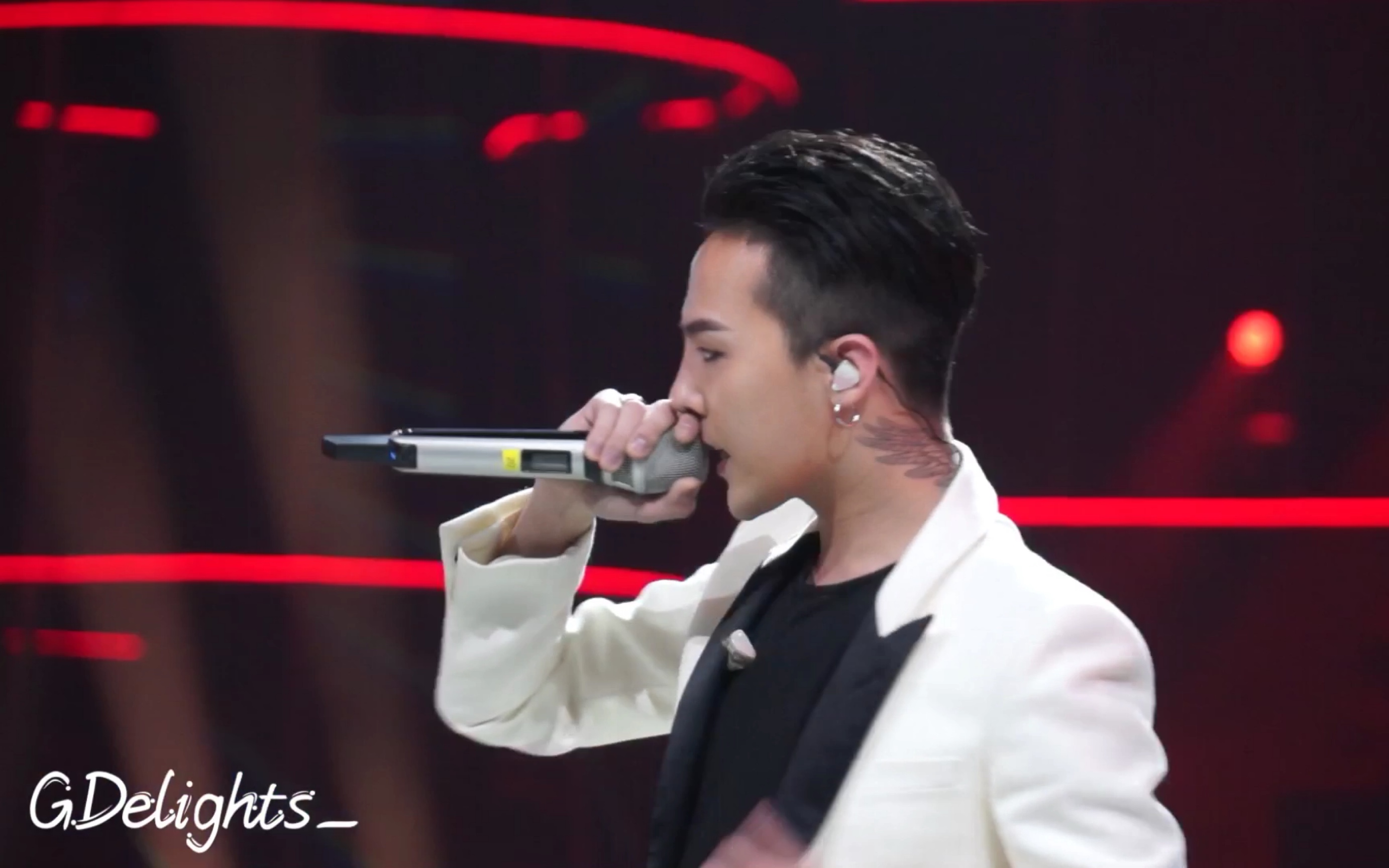 fantastic baby 权志龙focus 湖南卫视跨年晚会 151231 @gdelights