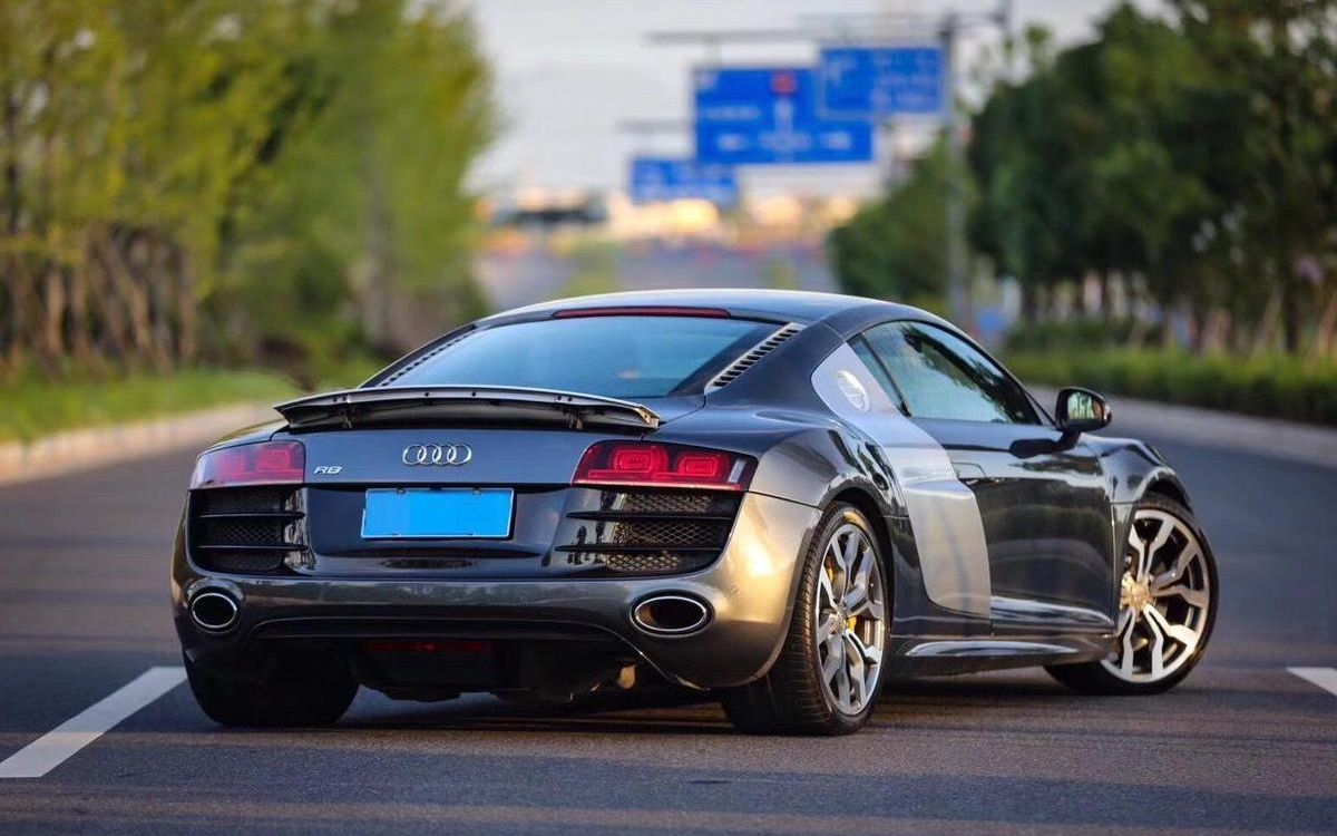 极品飞车17 奥迪r8 1