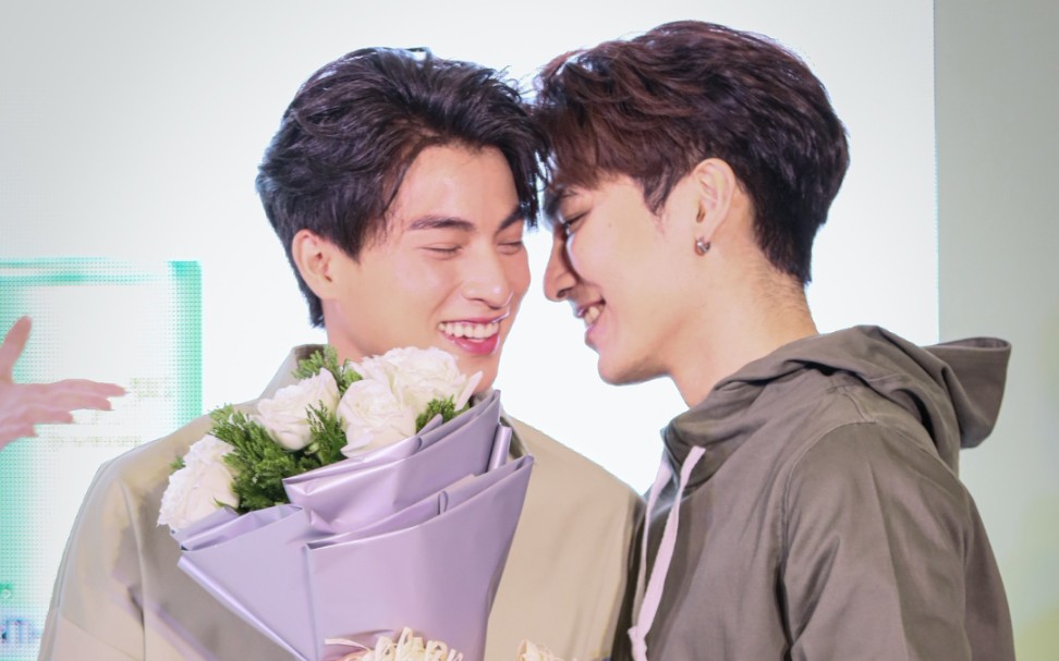 mewgulf哥哥的占有欲,实在太强,视频截取自超话见水印_哔哩哔哩 (゜