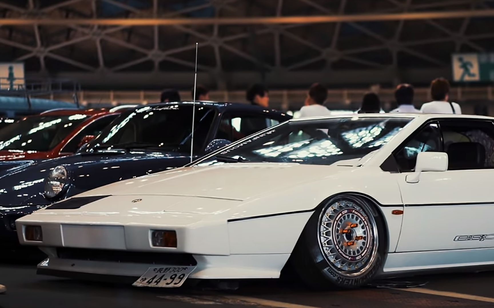 日本改装车聚会,古董兰博基尼也来凑热闹