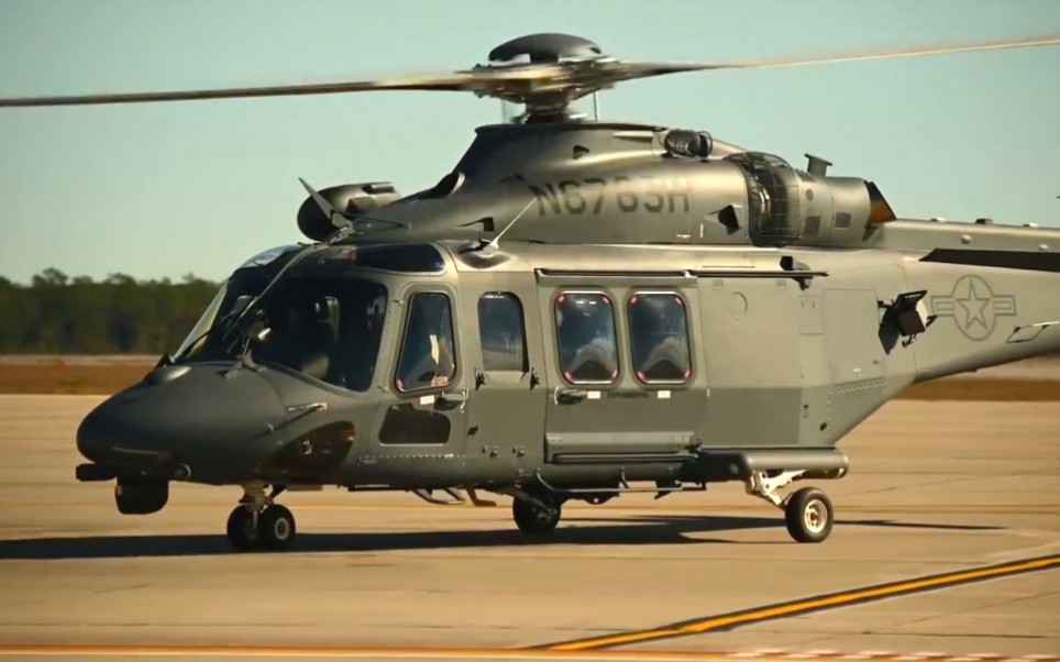 【美国】mh-139a 灰狼直升机 机场降落