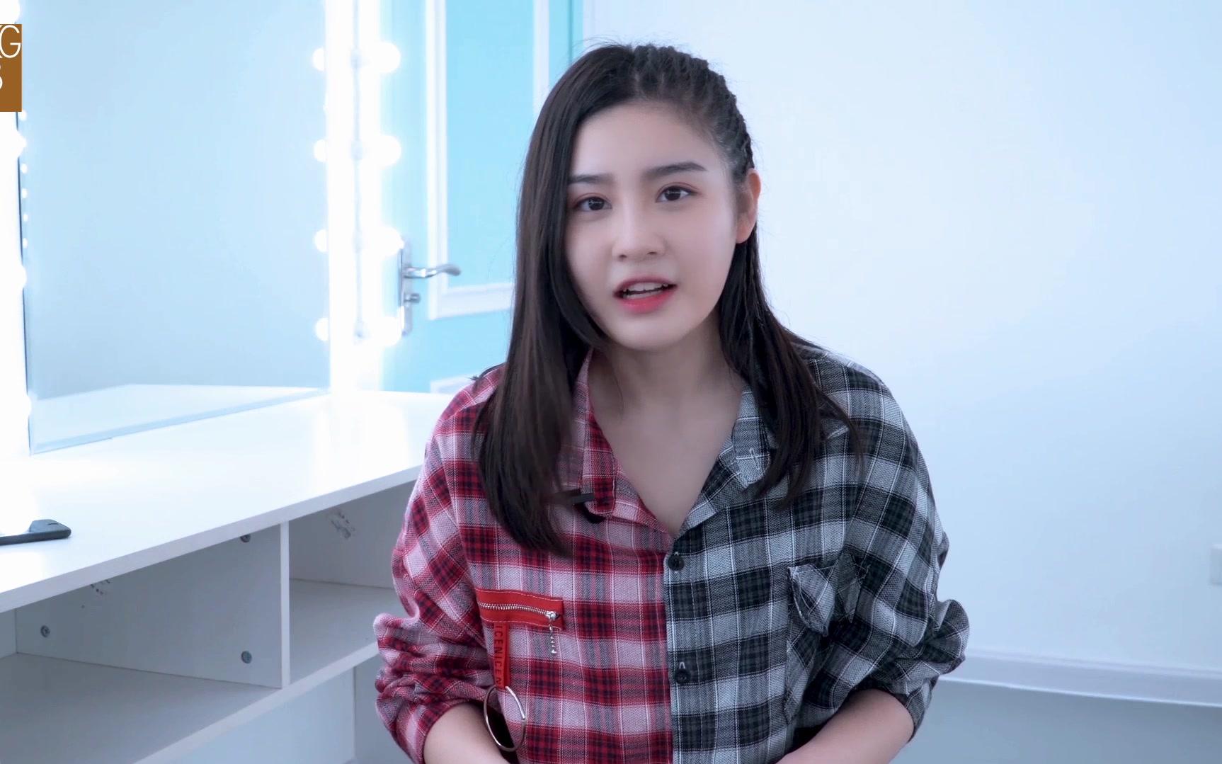 成员快问快答——ckg48二期生周桐冉_哔哩哔哩 (゜