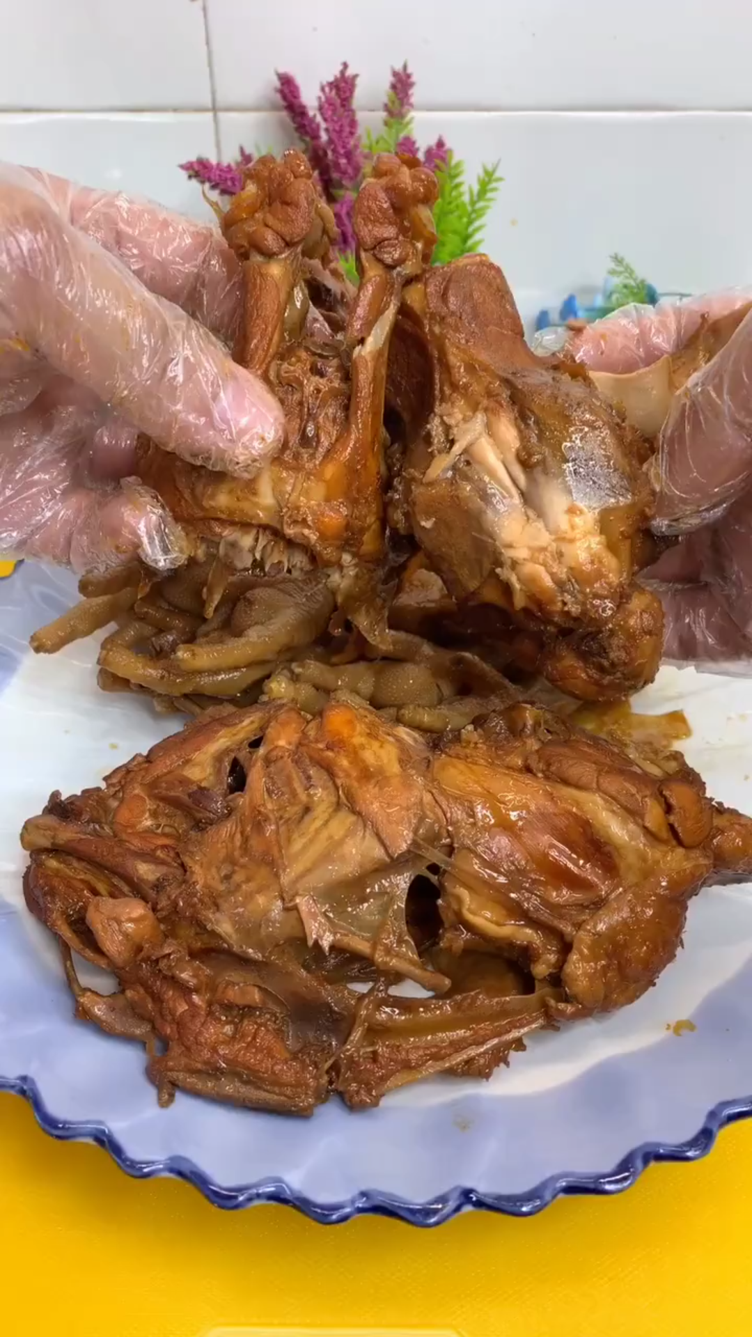 下酒菜酱鸡骨架