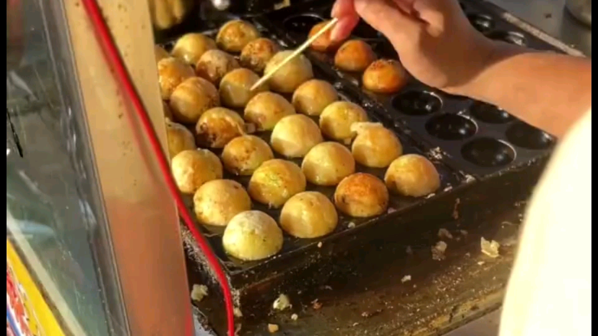 章鱼小丸子摆摊创业优选小成本章鱼小丸子小吃设备摆摊