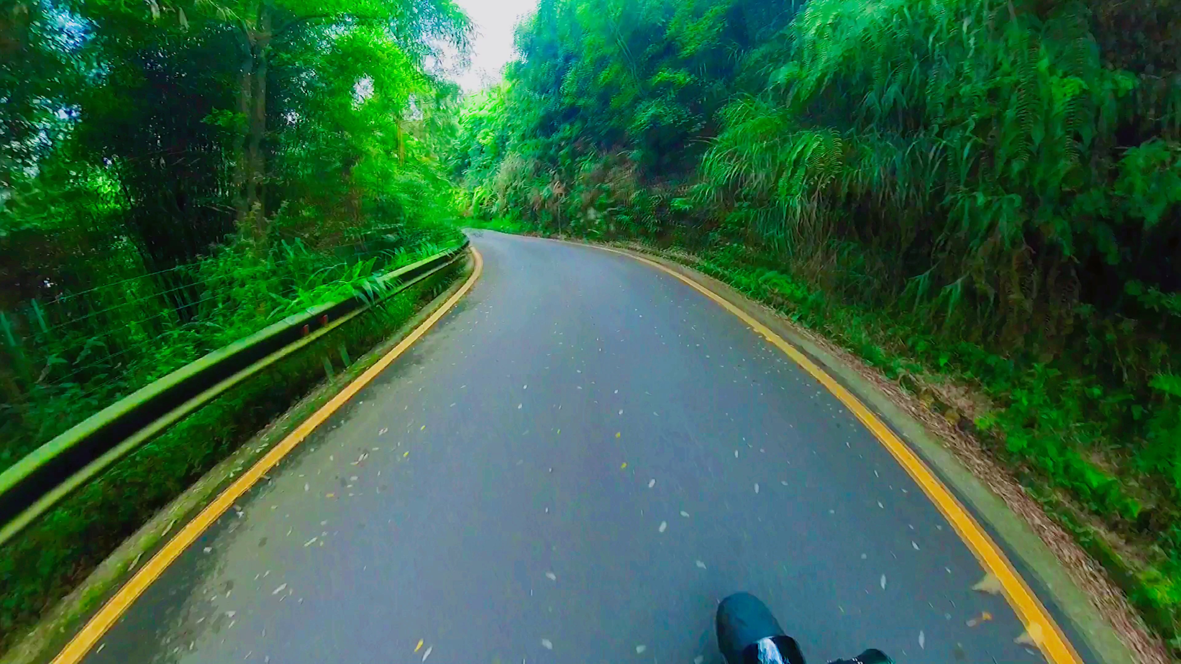 骑行虎峰山,下山终于用上abs了