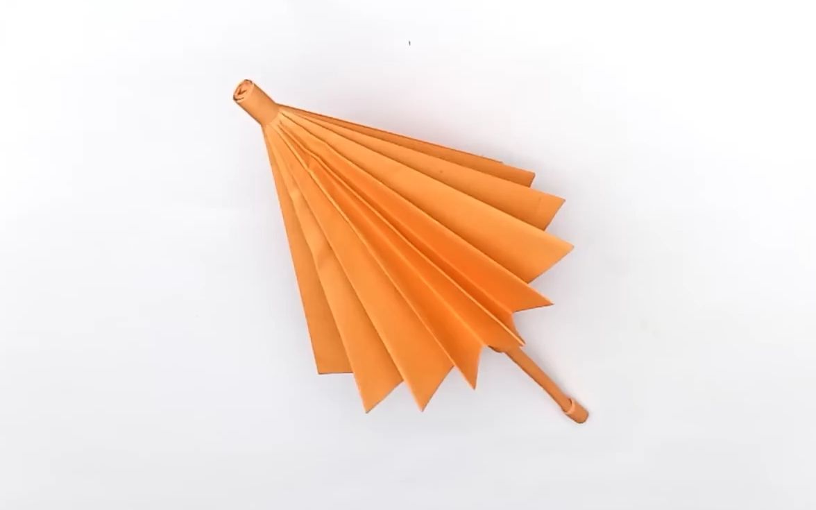 【折纸教程】下雨98做把纸伞,防止自己淋湿79