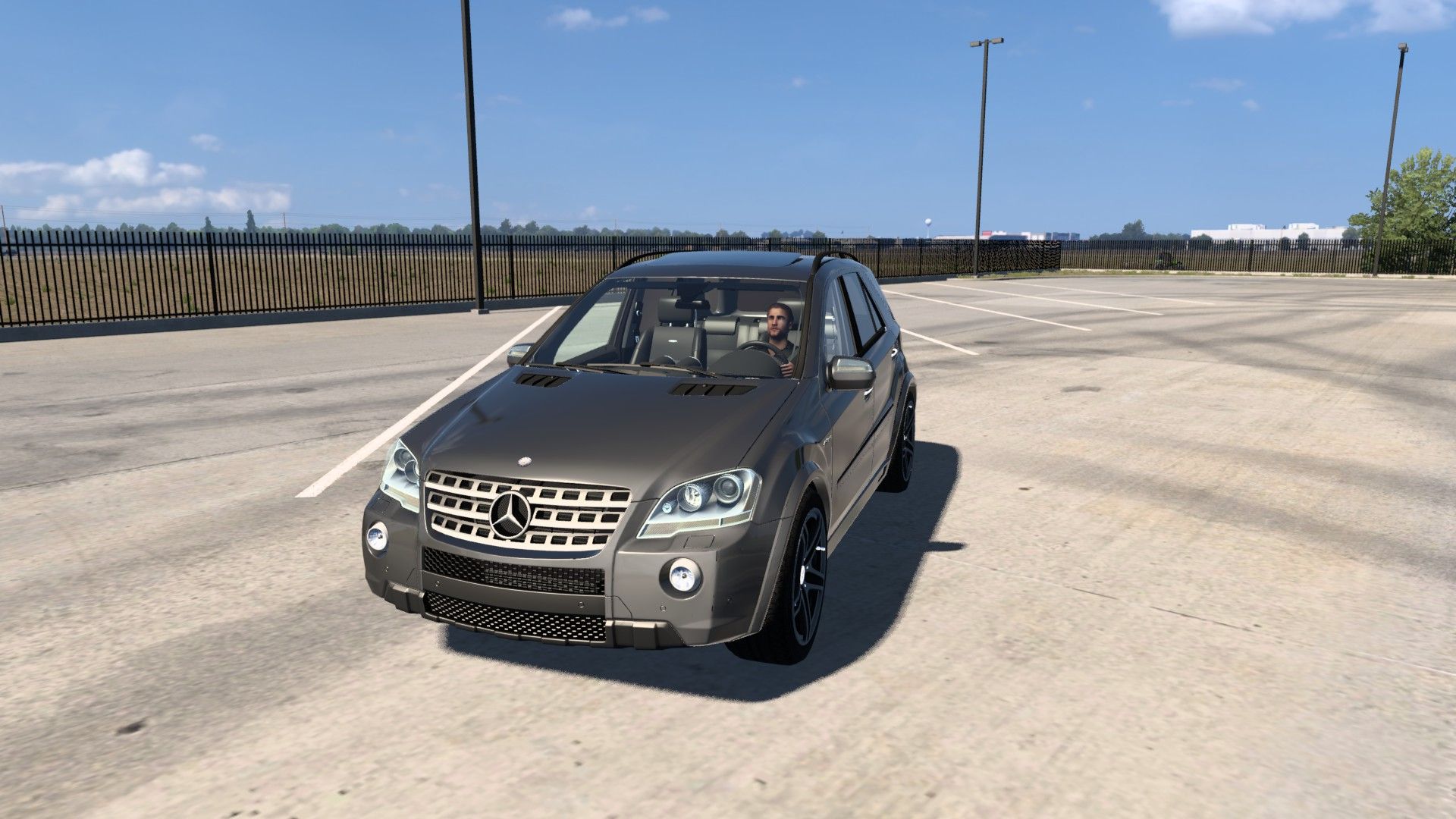 欧美卡通用mod:奔驰 2009 ml63 amg 1.3(1.49)