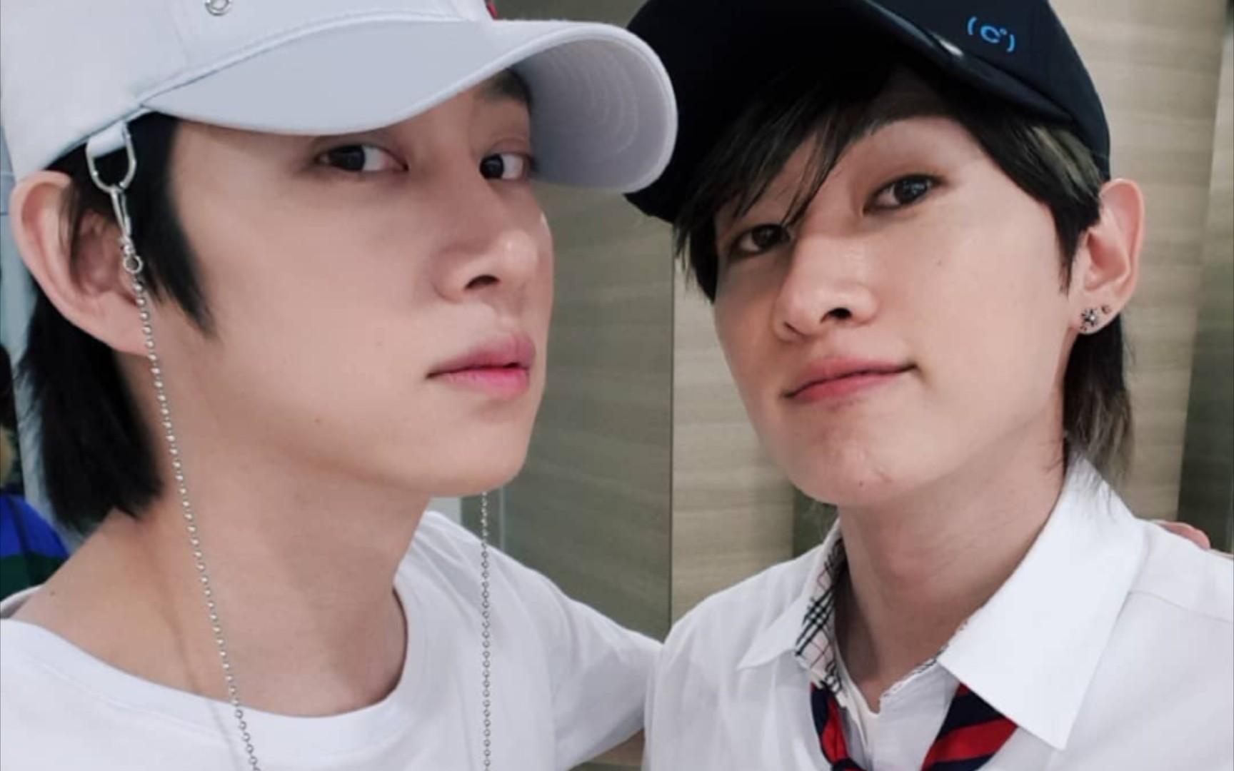 希澈我和赫宰也曾是官配mo毫无察觉superjunior希澈银赫