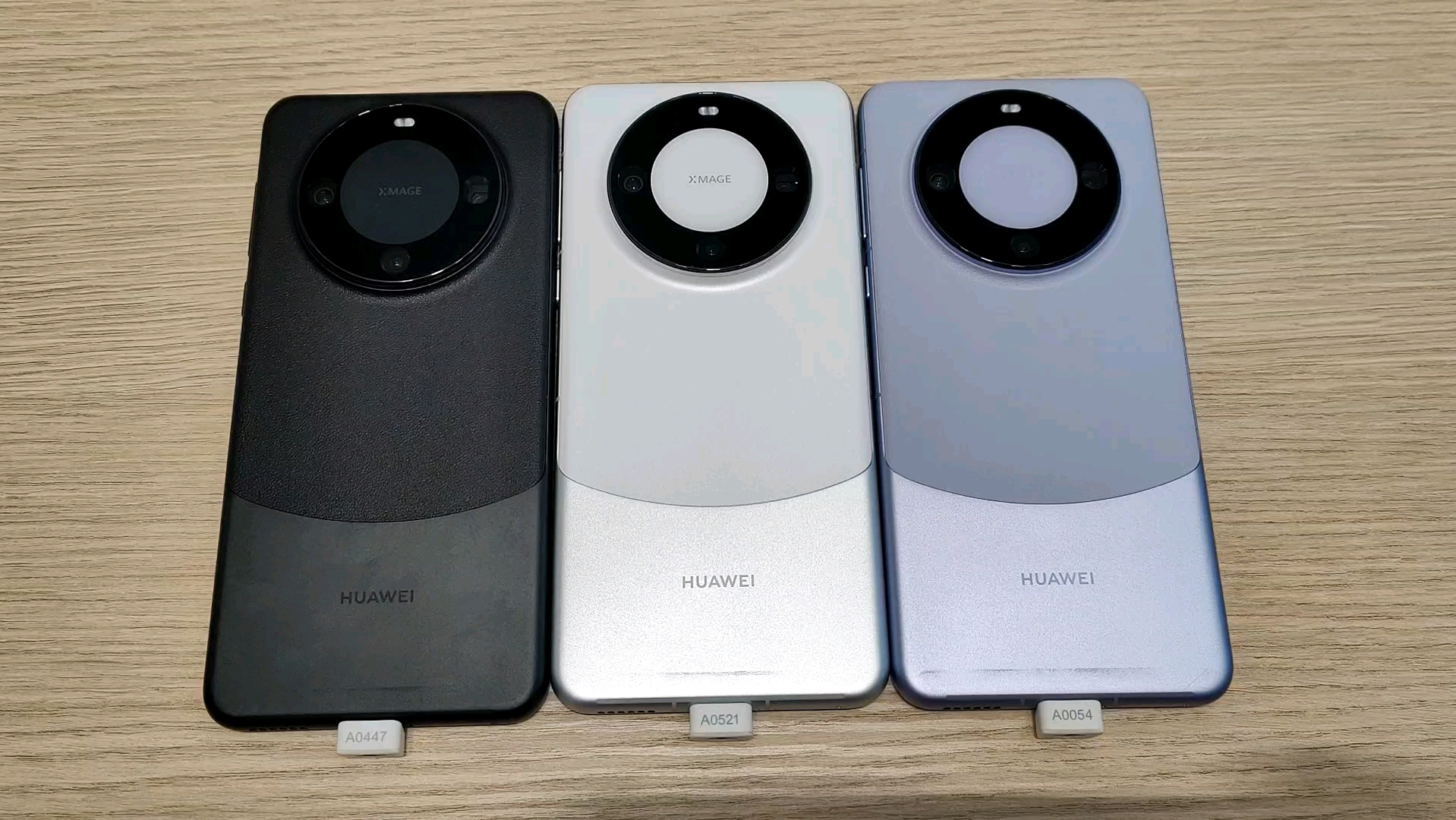 huawei mate60 标准版三色展示觉得哪个颜色好看呢?