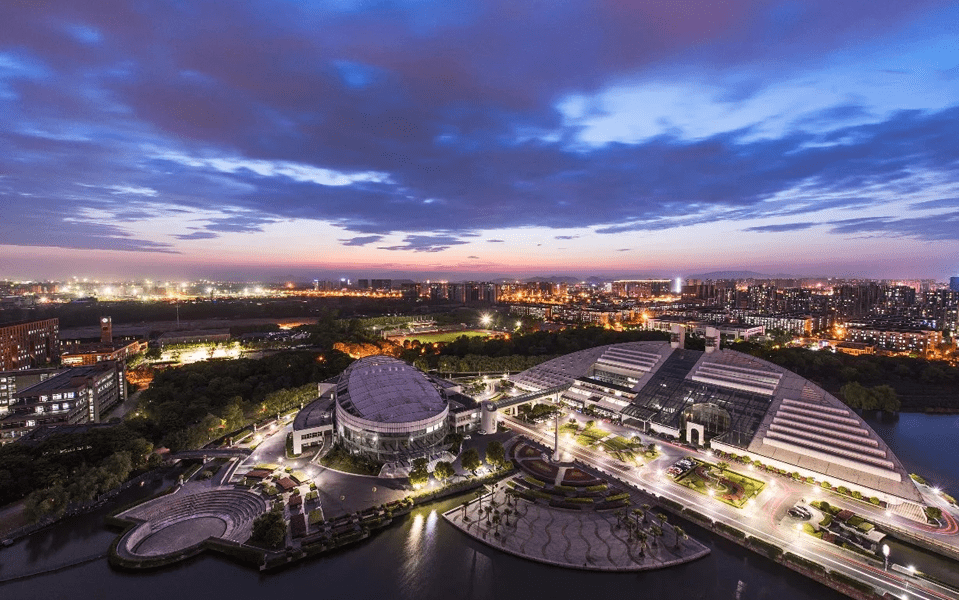 杭州西湖区的三墩镇"兰里水乡"