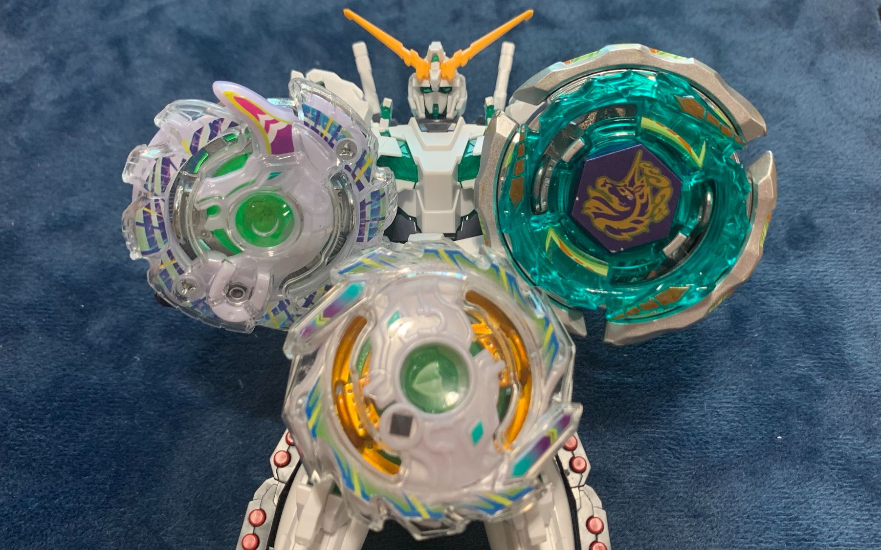 【战斗陀螺burst】爆裂世代三只『独角兽』之间的对战和防御力对比