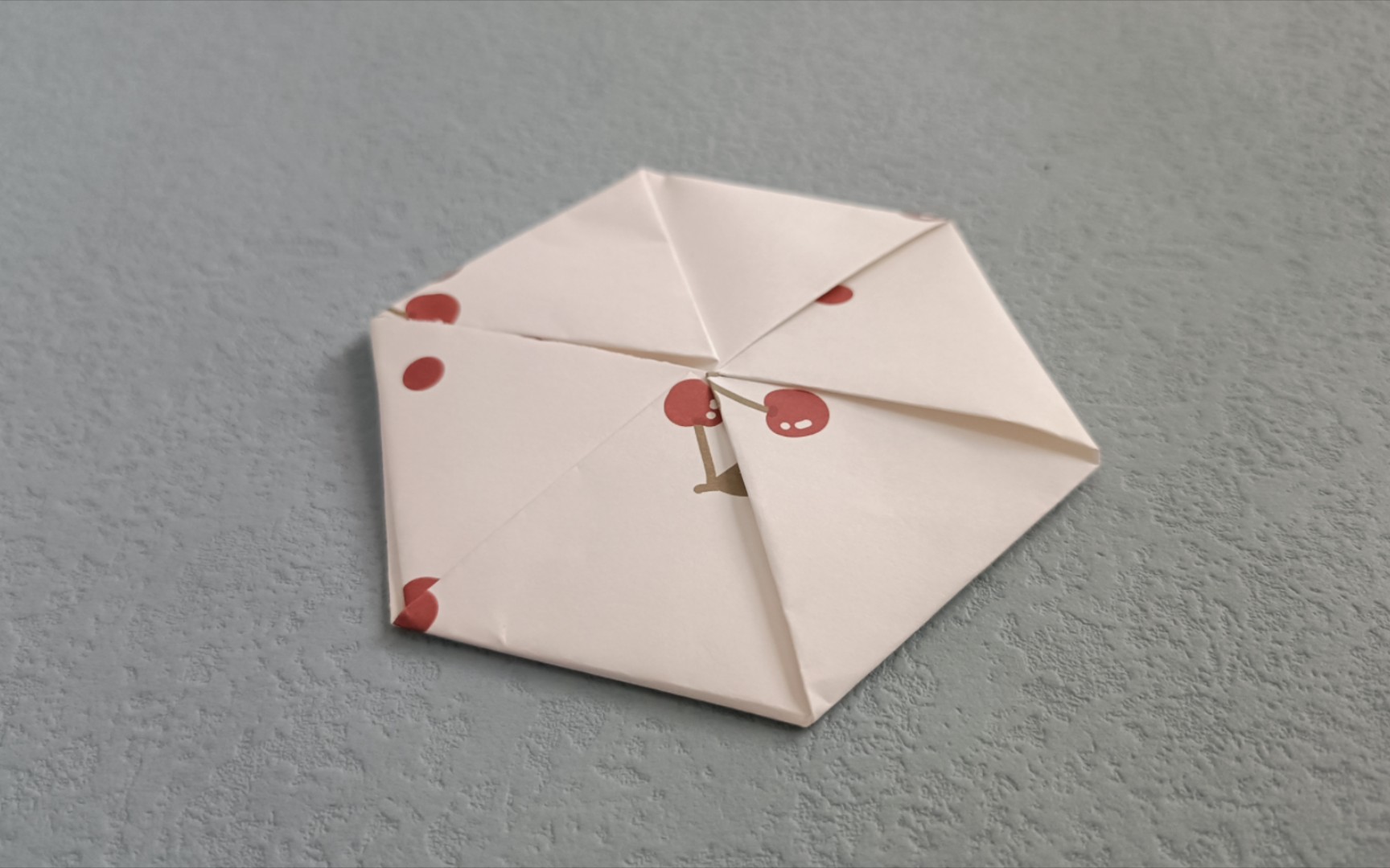 不剪不粘,折个好看的六边形杯垫,快来试试