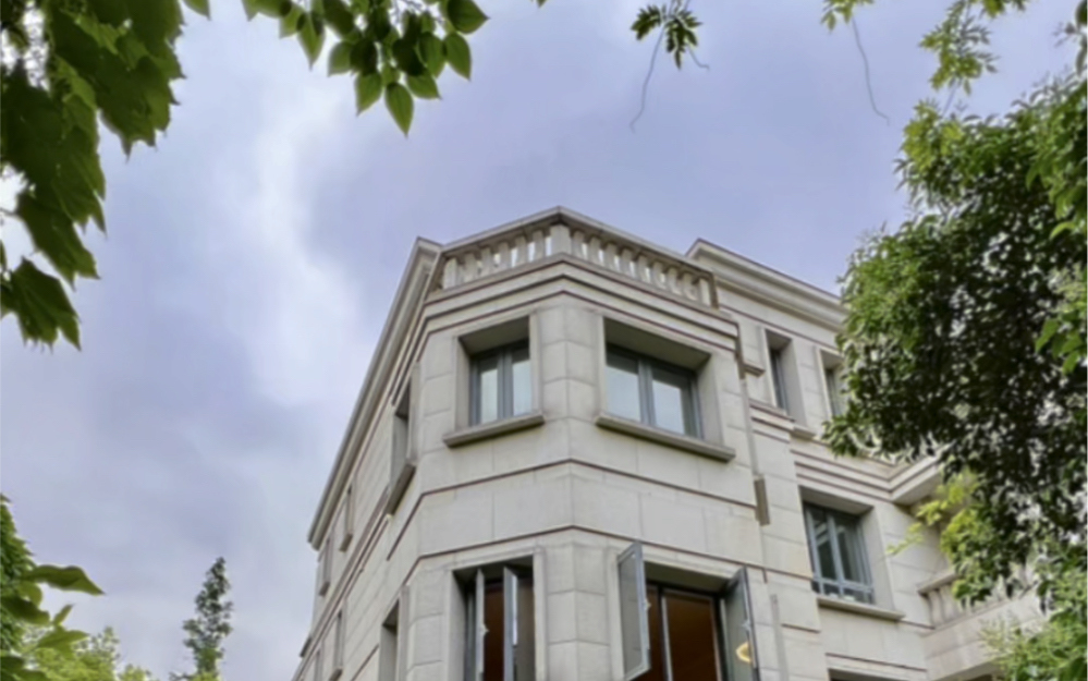 湖南路四大金刚·兰亭|客厅挑高6米的别墅