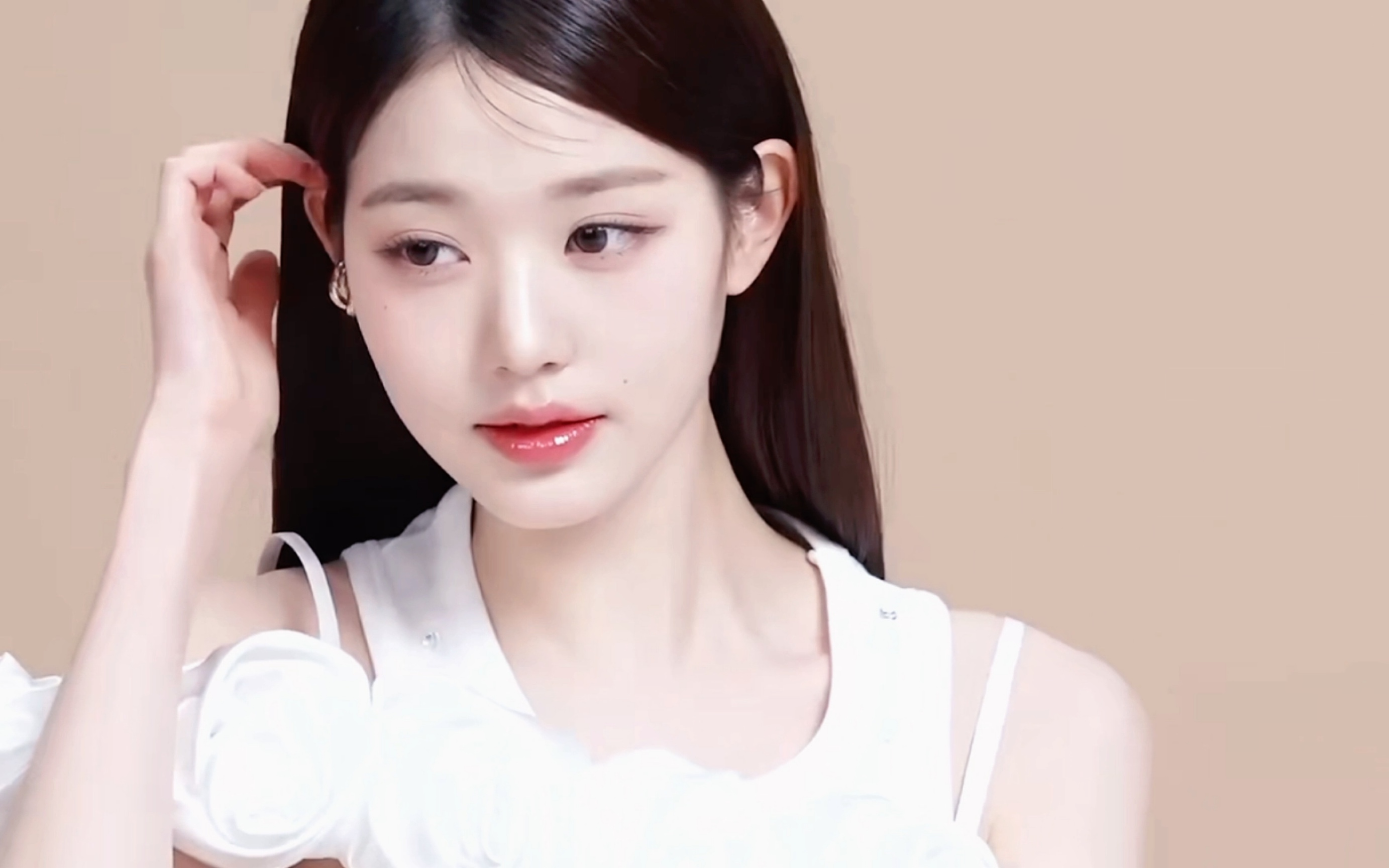 原来是张元英啊!那没事了.