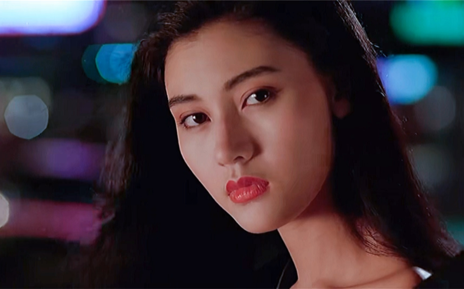 盛世美颜系列——李嘉欣(暗黑系) 女人可以温柔也可以胡闹,谁规定女人