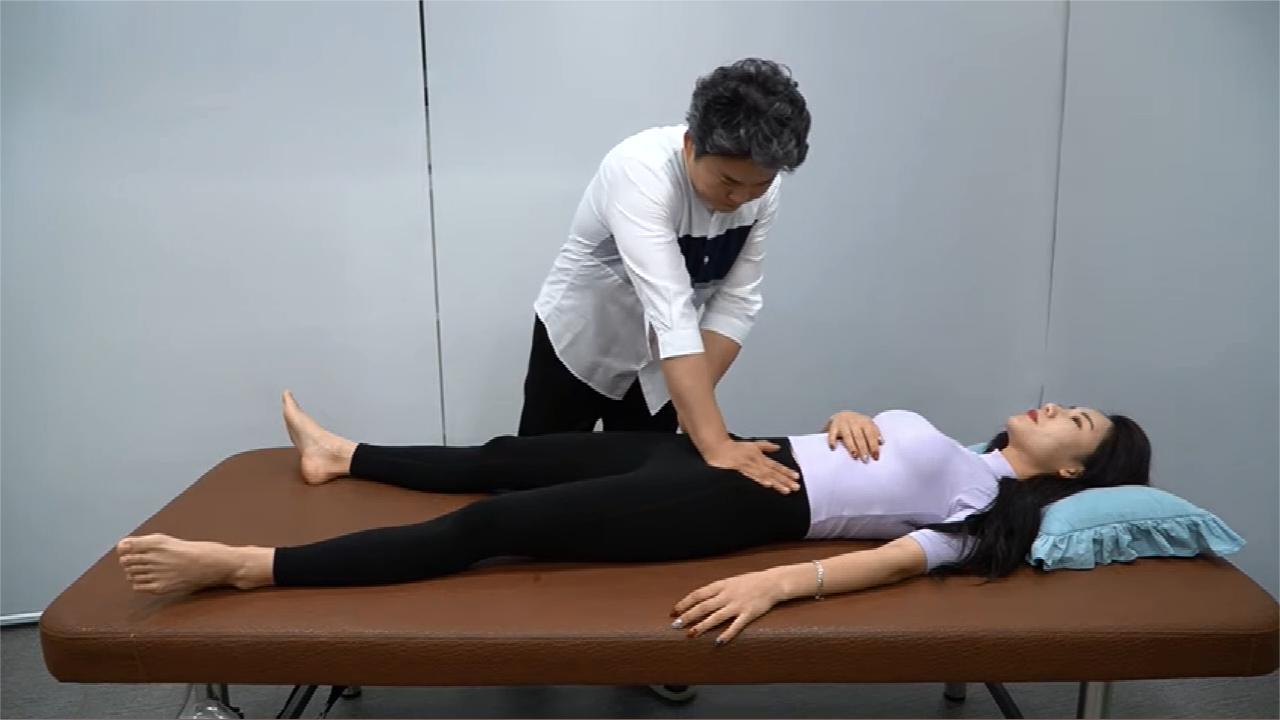 韩国美女体验正骨(1)