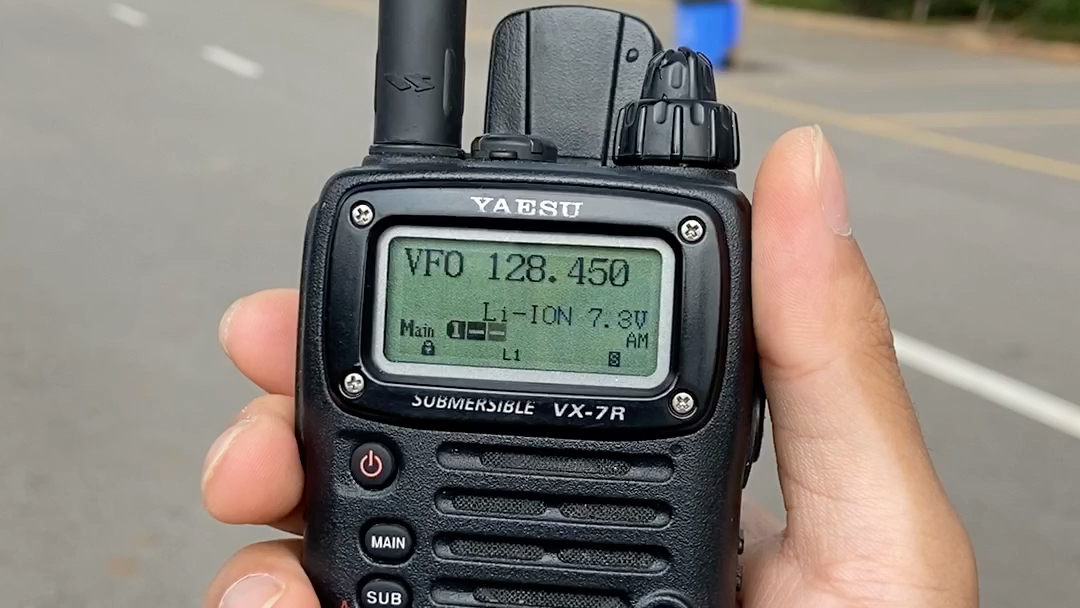 活动作品在高速服务区守听昆明长水机场atis设备八重洲vx7r