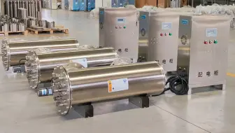 设备有多大？怀抱占不下 紫外线消毒器，紫外线辐射强度实时监测显示，全自动清洗可调节，可以根据使用时间调整自动运行时间，标配485通讯，远程实时监控消毒器运行状