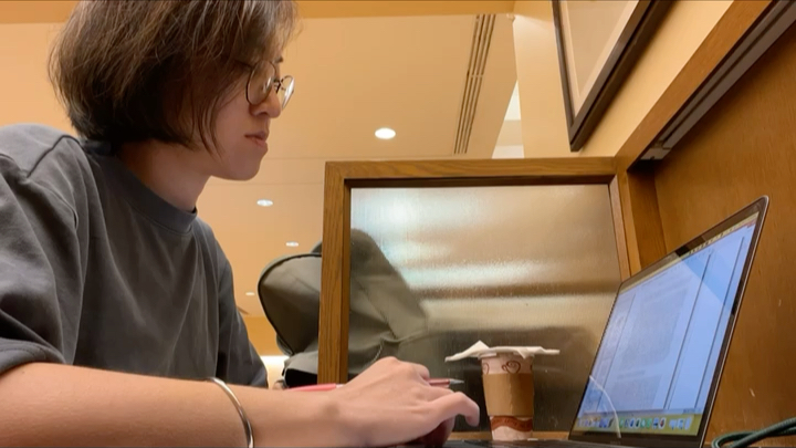 这周纯网课,自己找个角落认真学习