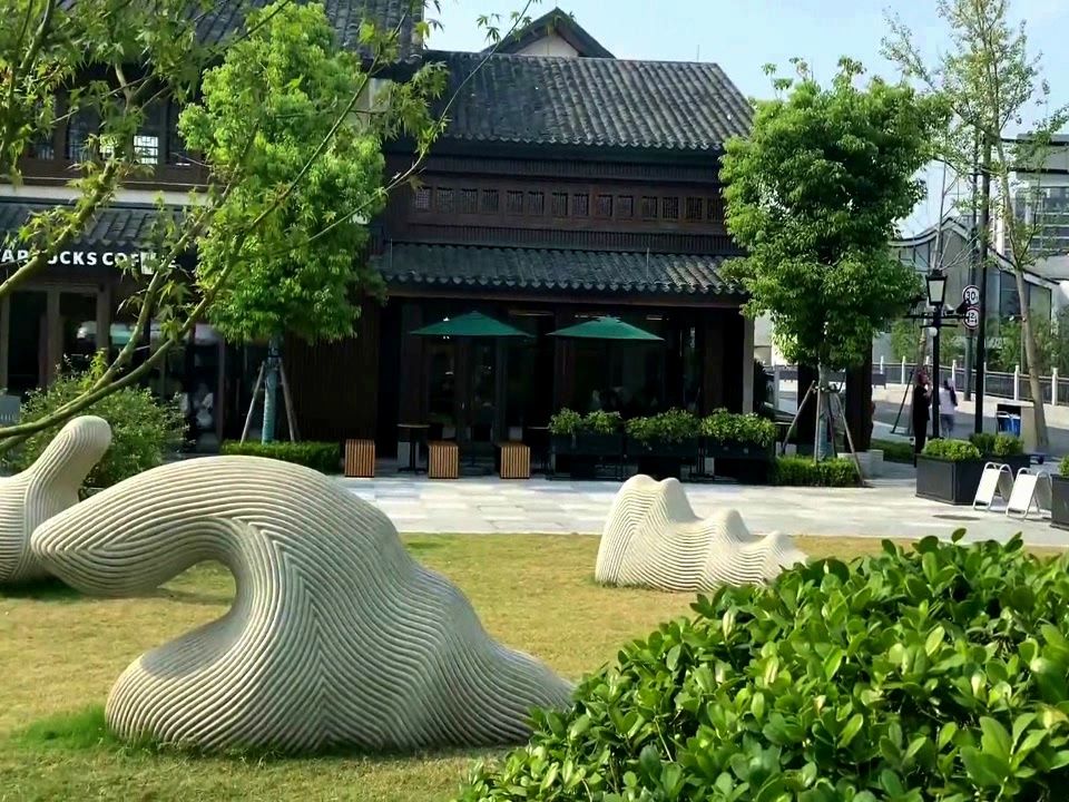 青浦徐泾蟠龙天地