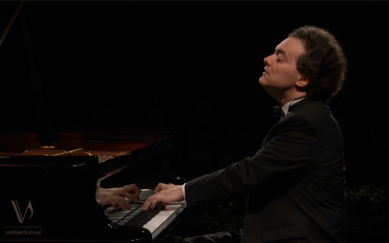 [图][1080P+] 叶甫格尼·基辛 - 德彪西《月光》 / Evgeny Kissin - Debussy: Clair de Lune