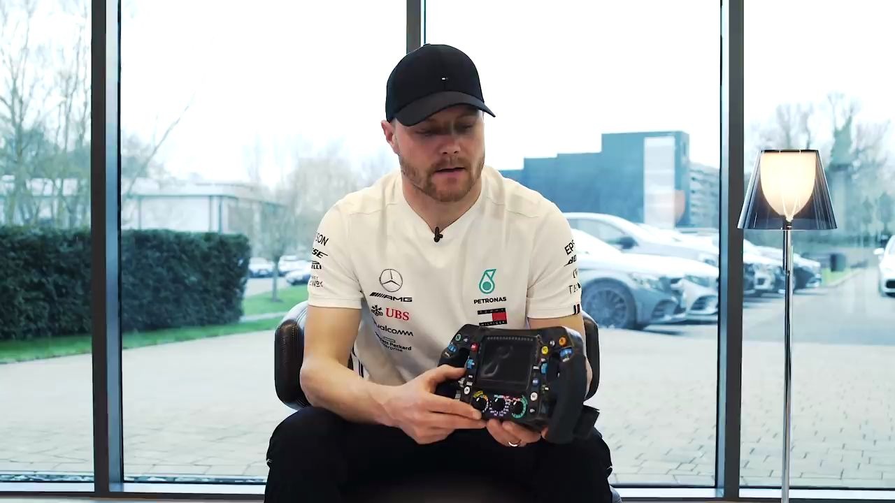 中字f1方向盘博塔斯介绍2019梅奔f1方向盘