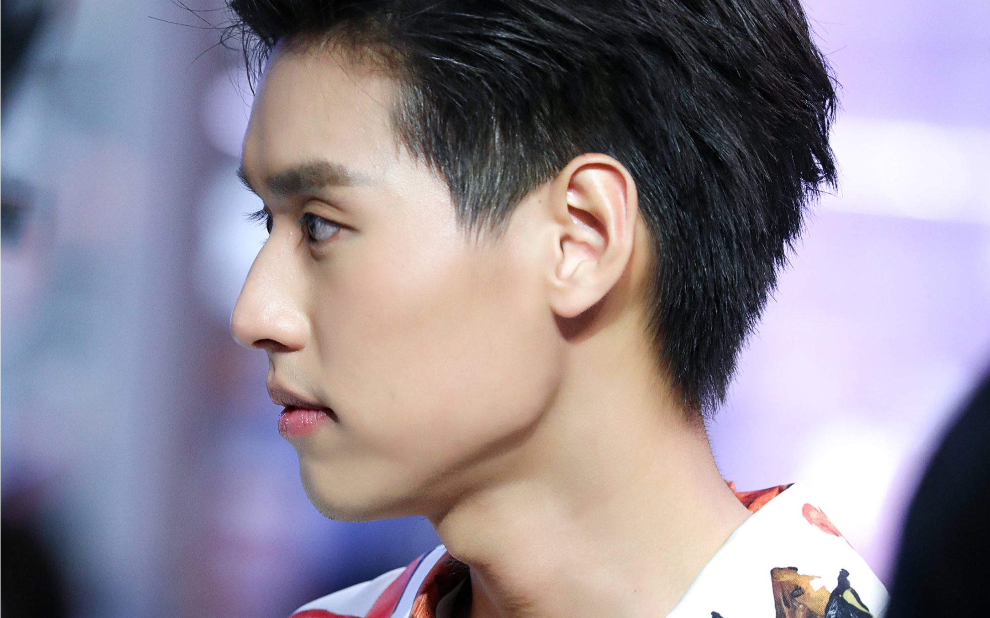 侧颜杀手,酒窝陷阱——billkin