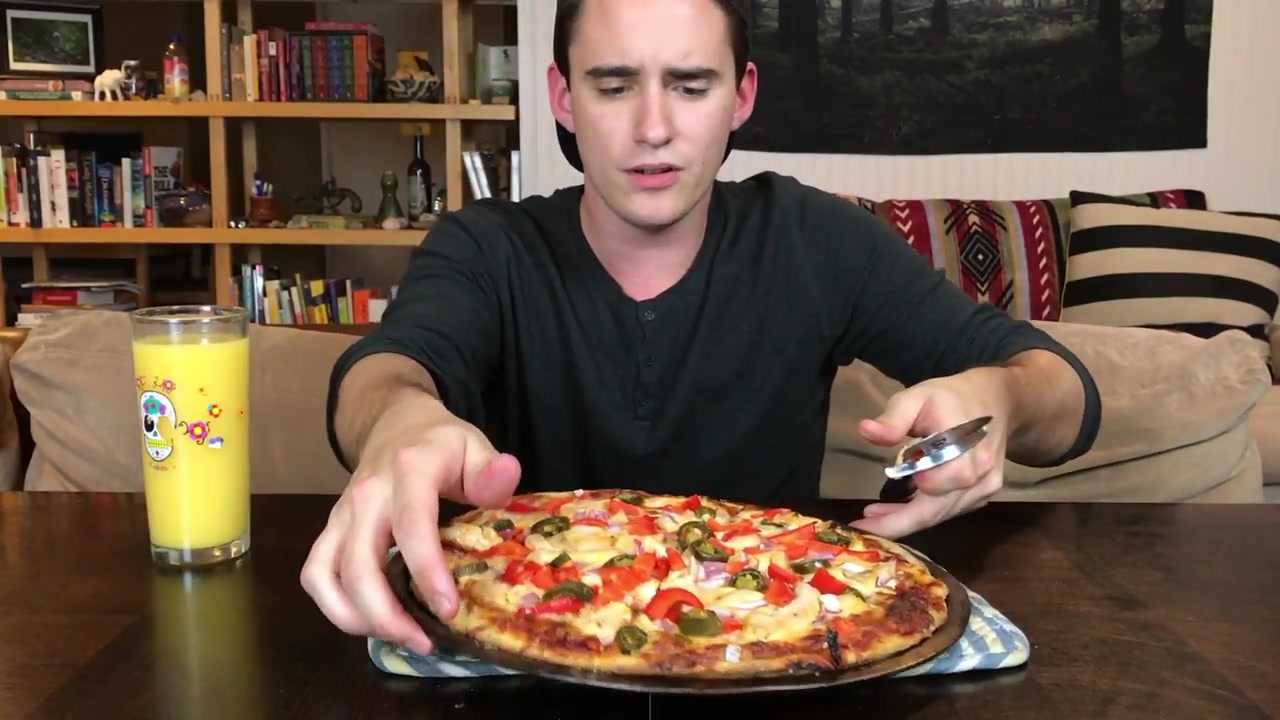 【英文吃播】ziggy吃diy披萨【maximum munchies】