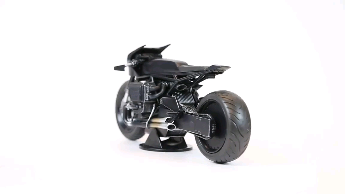 麦克法兰【新蝙蝠侠】帕丁森版蝙蝠侠 蝙蝠摩托 360度展示