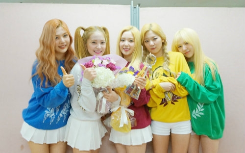 red velvet - ice cream cake 一位及当天舞台