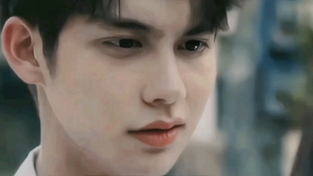 帅死啦 瓦奇拉维特·奇瓦雷