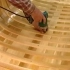 【探索频道】印第安独木舟的制造全过程 几乎只用木板就做出来了（字幕版）